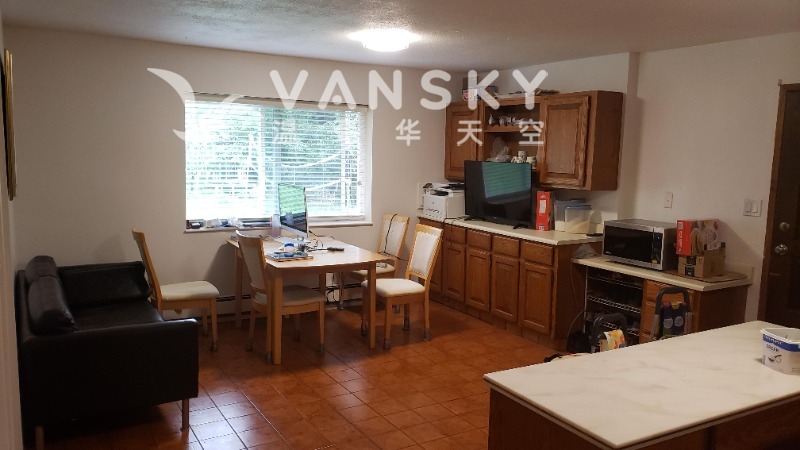 250805162343_dining room.jpg